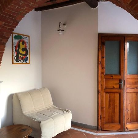 Galleria Ars Apua Bed & Breakfast Carrara Exterior photo