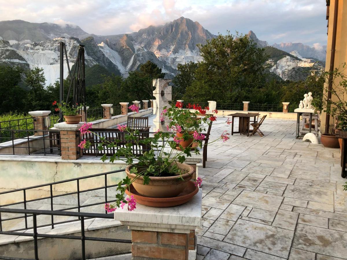 Galleria Ars Apua Bed & Breakfast Carrara Exterior photo